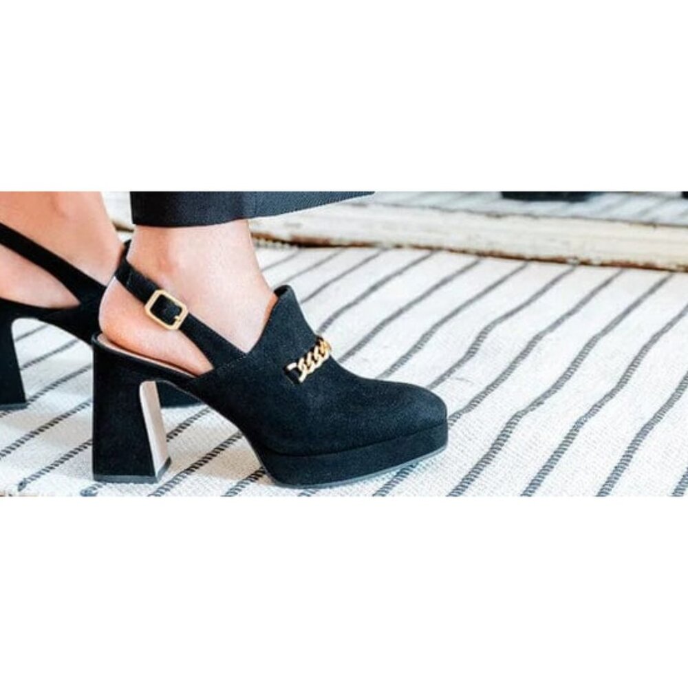 Bernardo "Napa" Black Suede Slingback Heel   NWOT